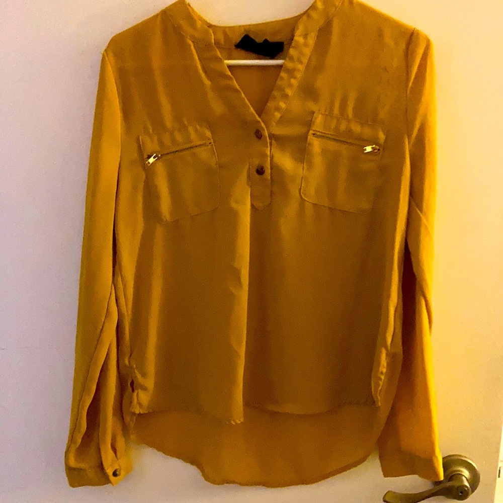 Beautiful yellow blouse